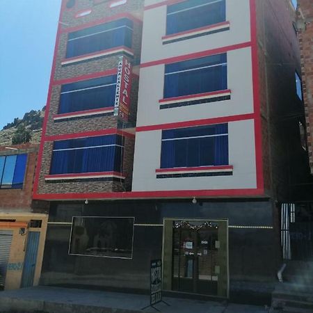 Estrella Del Lago Hotel Копакабана Екстериор снимка